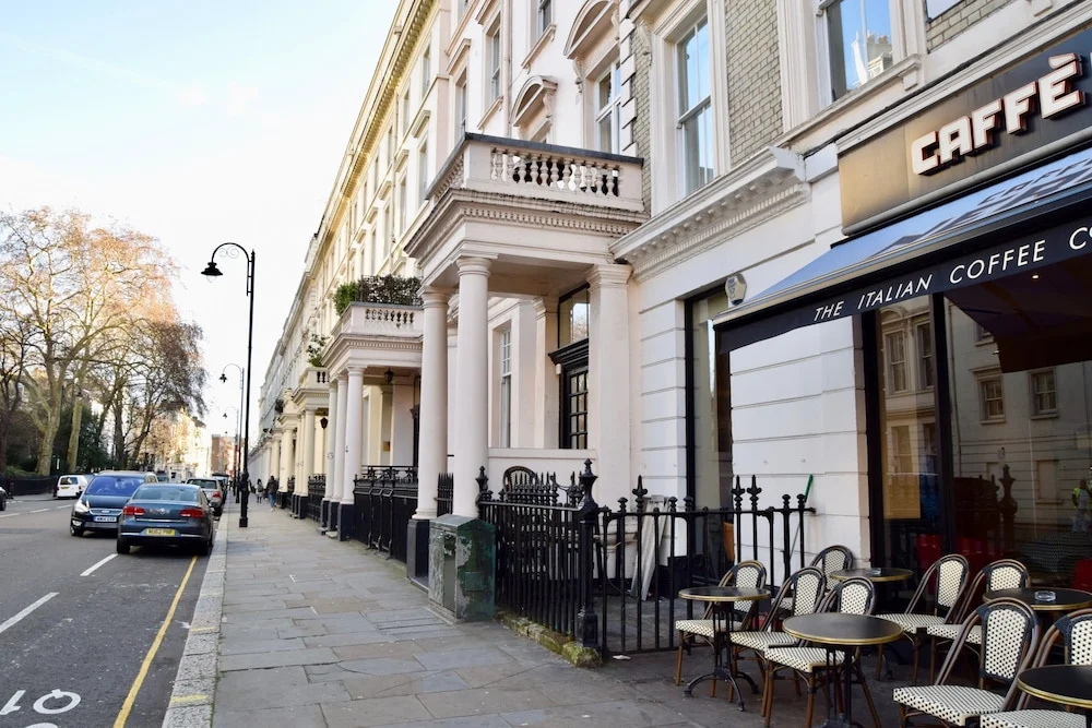 Elegant Luxury Kensington Flat With Terrace