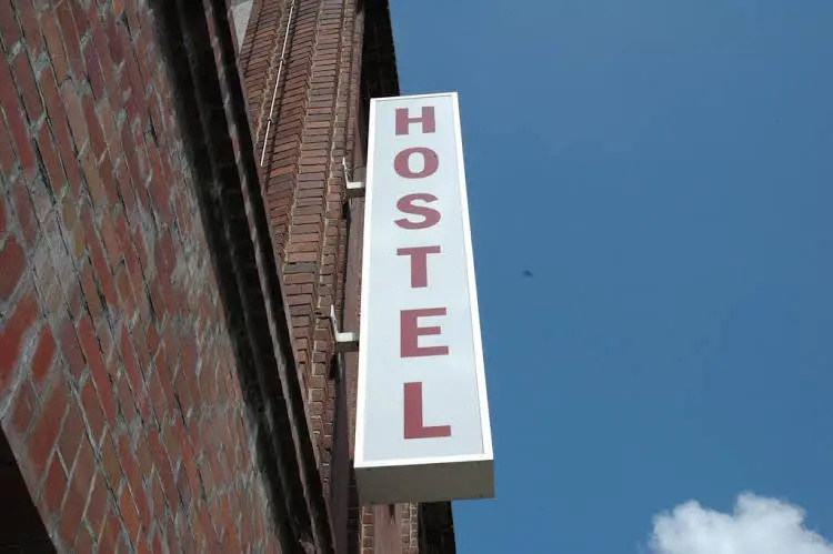 Hostel 1A Zimmer Frei