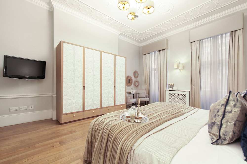Hertford Flat 16