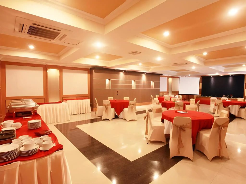 Horison Plaza Tegal - Général