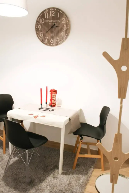 Outstanding One Bedroom Flisvos Apartment