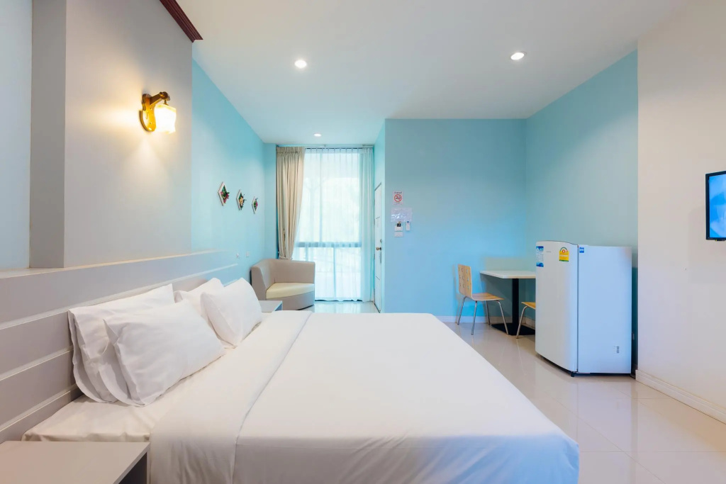 The Room at Maesai — 4
