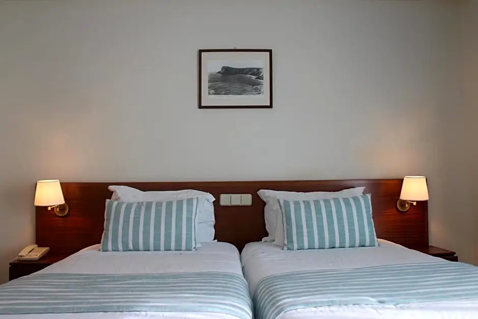 Hotel Santo Antonio Da Baia - Chambres