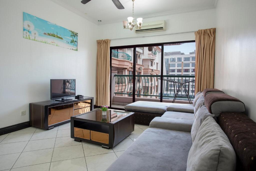 Marina Vacation Condos @ Marina Court Resort Condominium