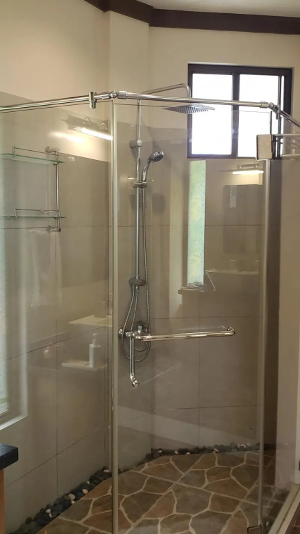 Executive Double room (full double bed)