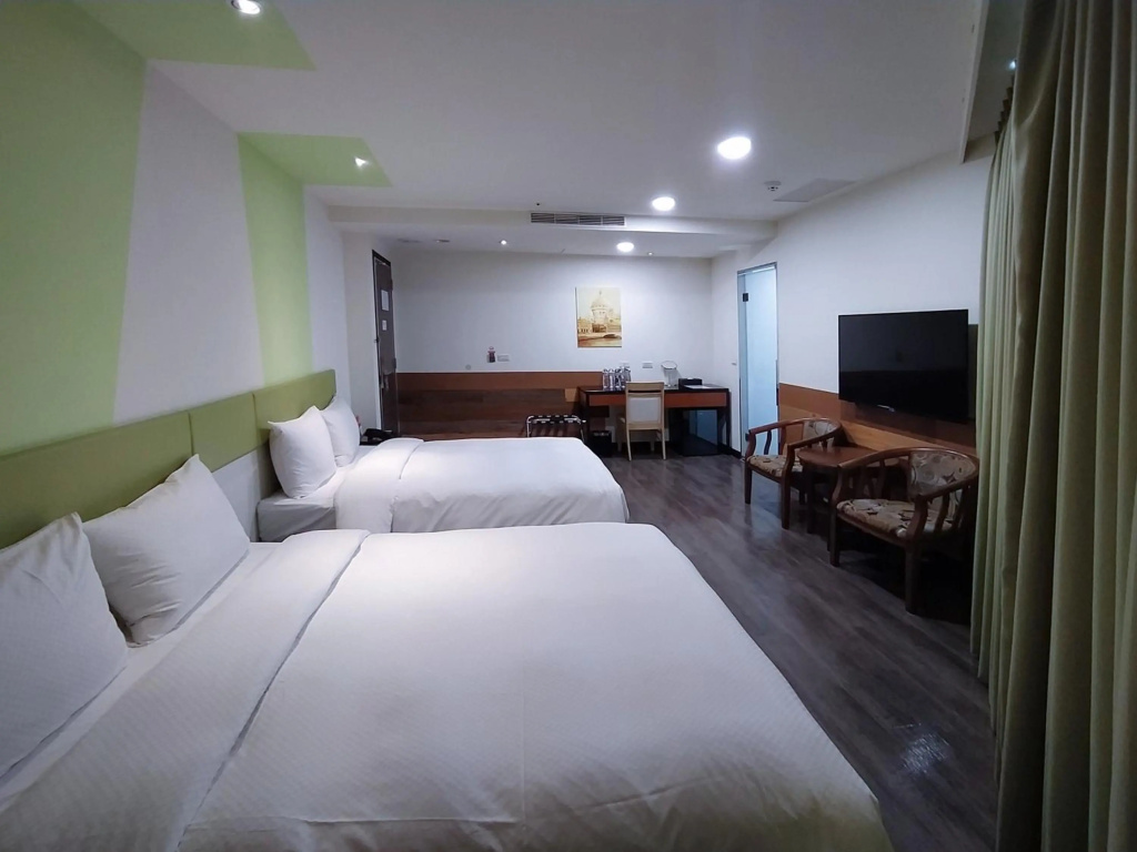 Hotel J Taoyuan — 2