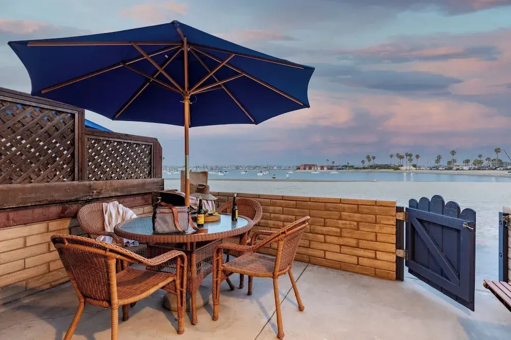 Bay View Buyout A by Avantstay Mission Beach Home on the Sand Sleeps 20