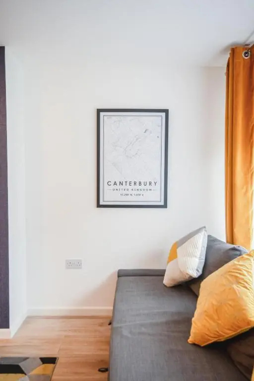 THE QUINTON - LONG STAY OFFER - FREE Parking