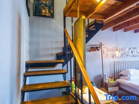 Family Apartment with balcony and with sea view