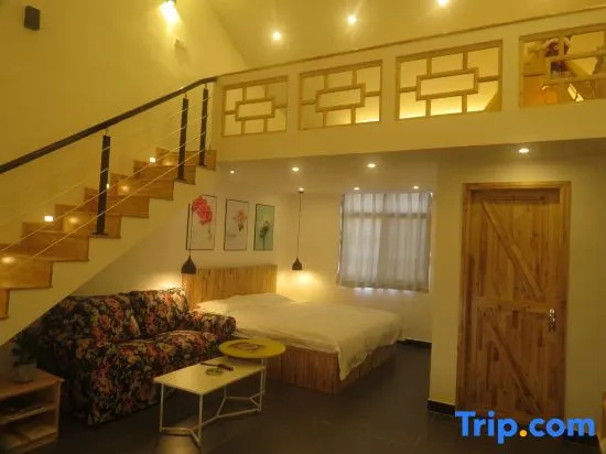 1 Bedroom Duplex Apartment