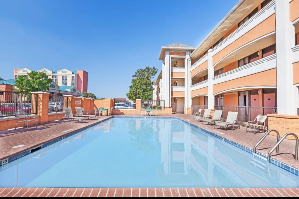 SureStay by Best Western Irving Grapevine DFW North — фото