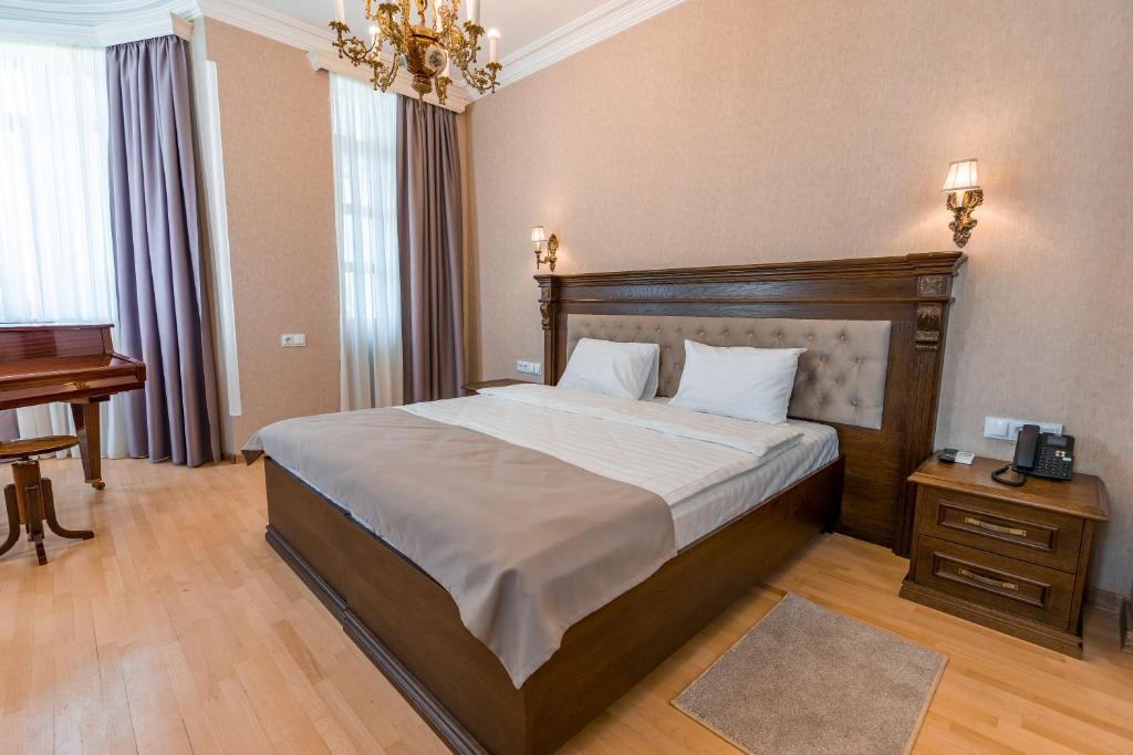 Семейный люкс в Imperial House Hotel