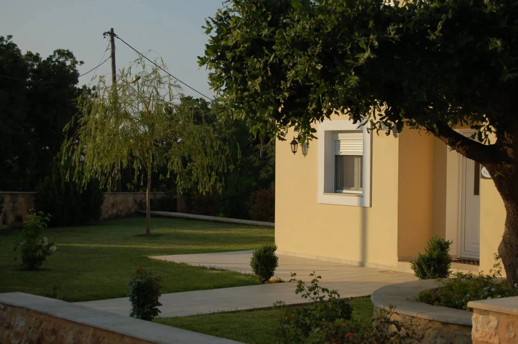 Dafni Villa by LeaderStay