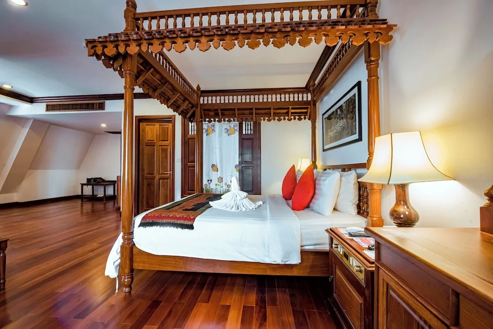 The Suite By Royal Crown Hotel - Chambres