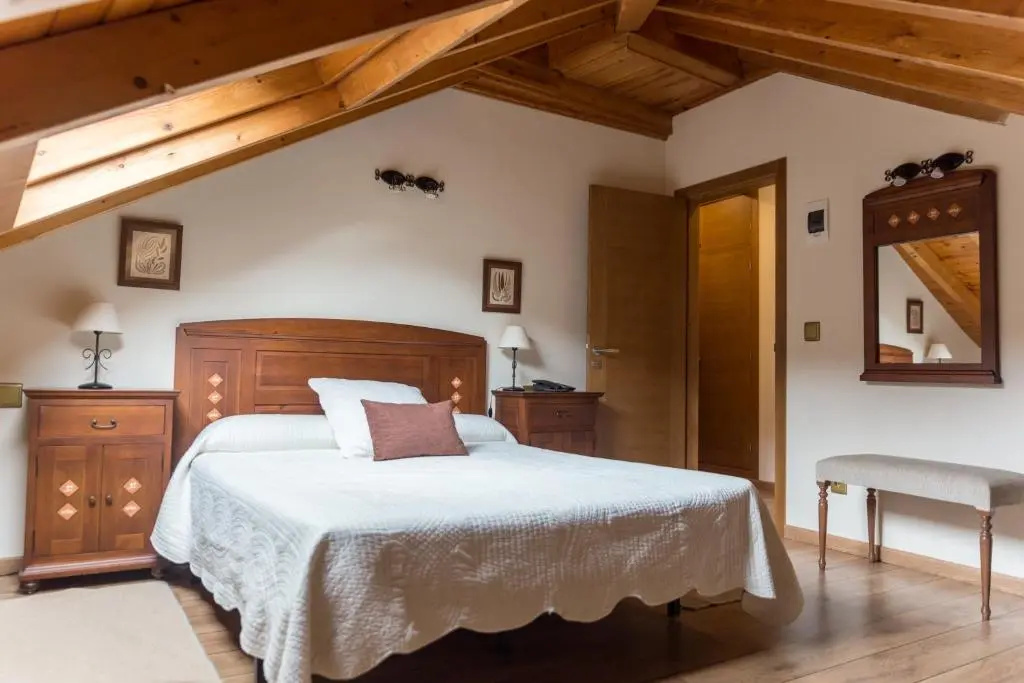 Hotel Ambasmestas - Chambres