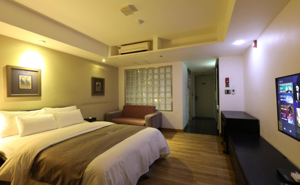 Hotel photo 12