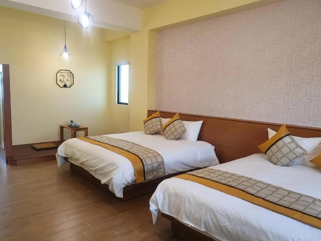 Standard Quadruple room with balcony