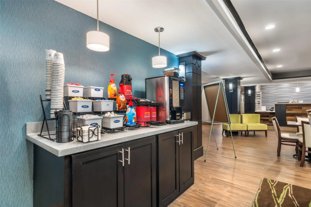 Best Western Plus Liberal Hotel & Suites - фото 31