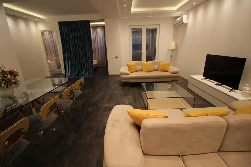 Superior Apartments - 4