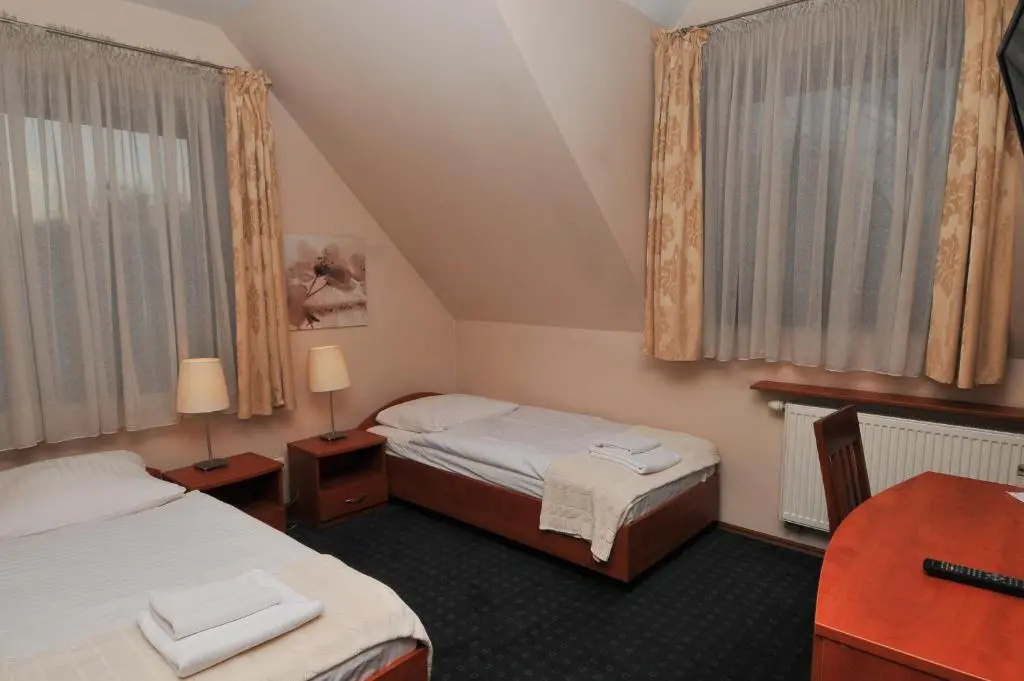 Standard Double room (full double bed)