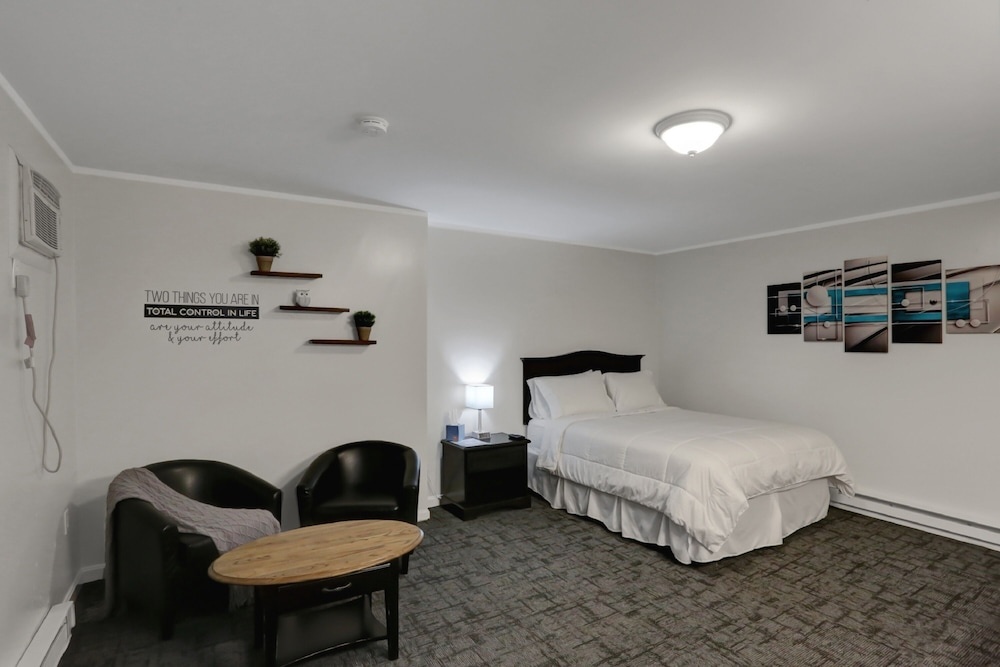 Halifax Inn — 2
