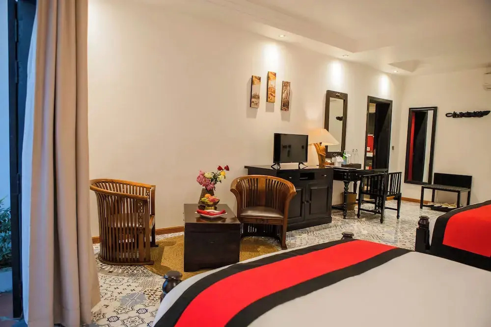 Double Suite (twin beds)