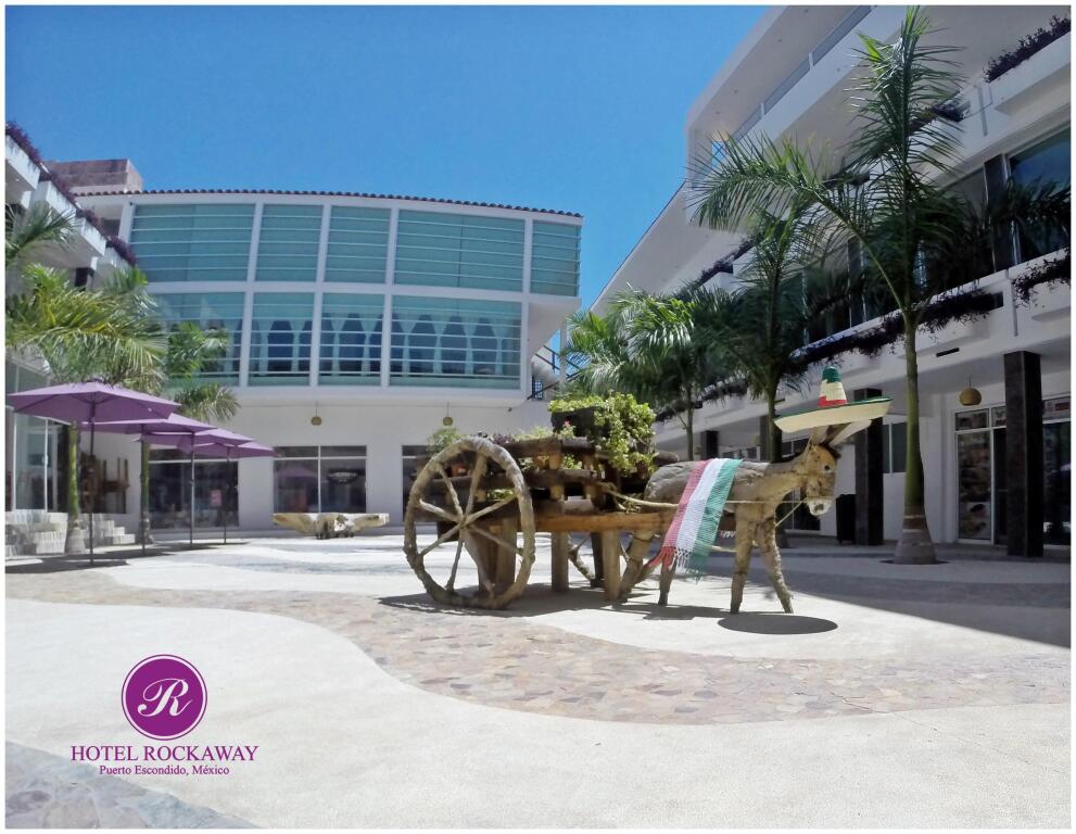 HOTEL ROCKAWAY by null