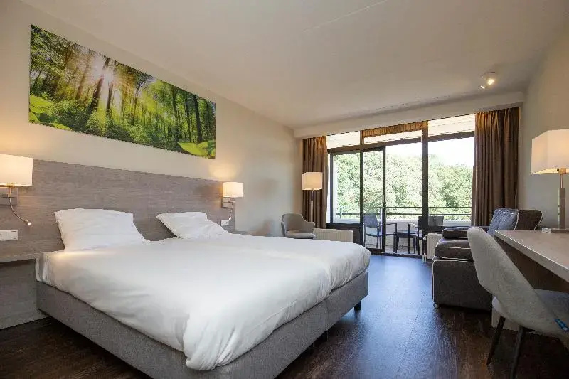 Standard Double room with balcony (twin beds)