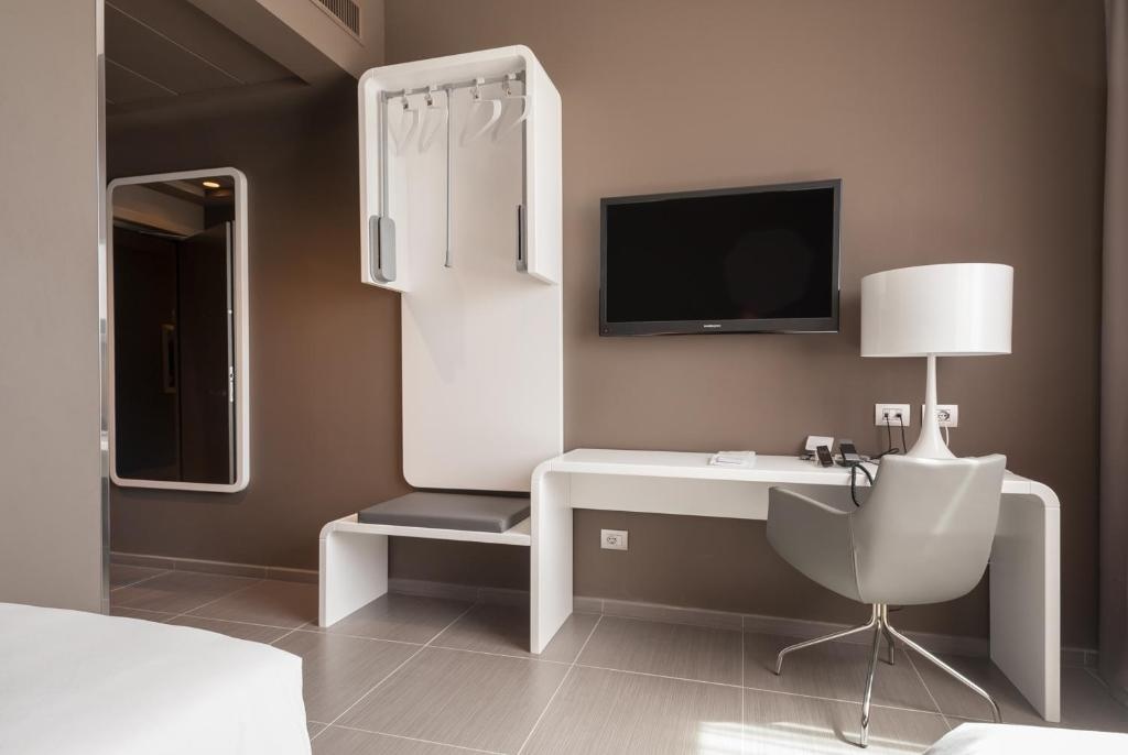 Comfort Accessible Double room (full double bed) — room photo 2