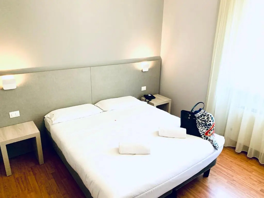 Superior Double room (full double bed)