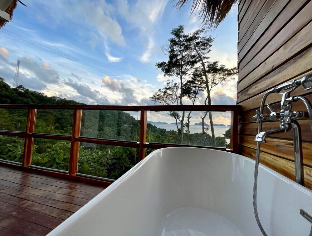 Premium Suite with sea view