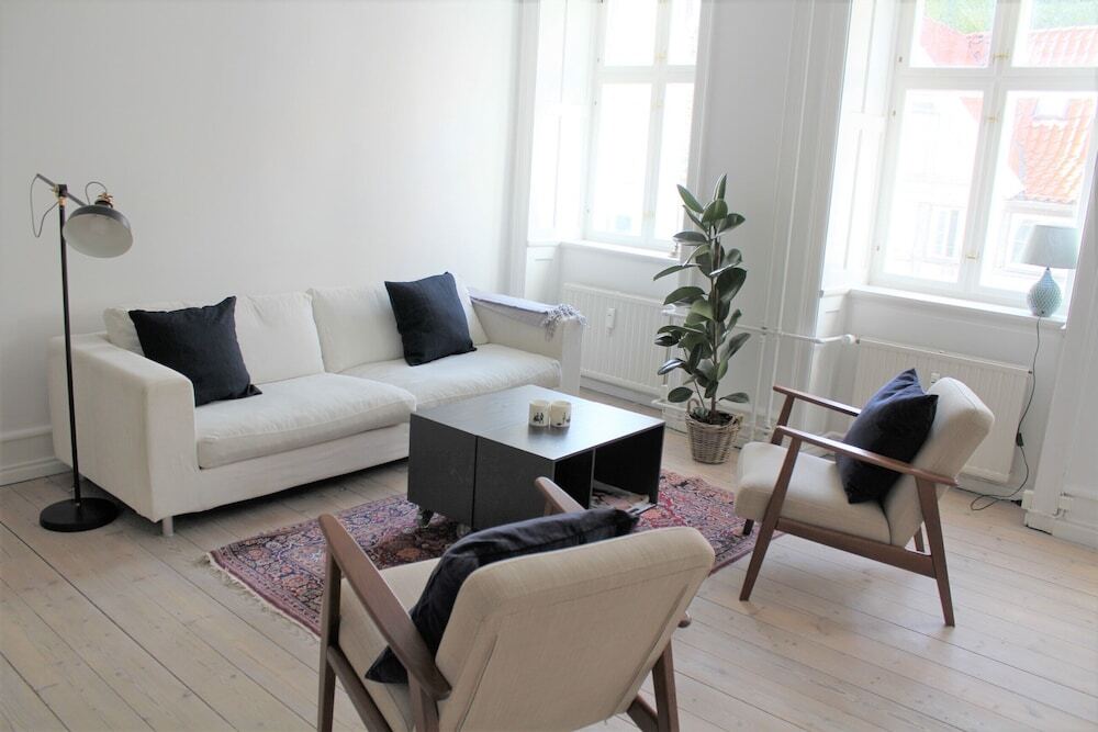 Отель Beautiful Apartment in Nyhavn, фото 13