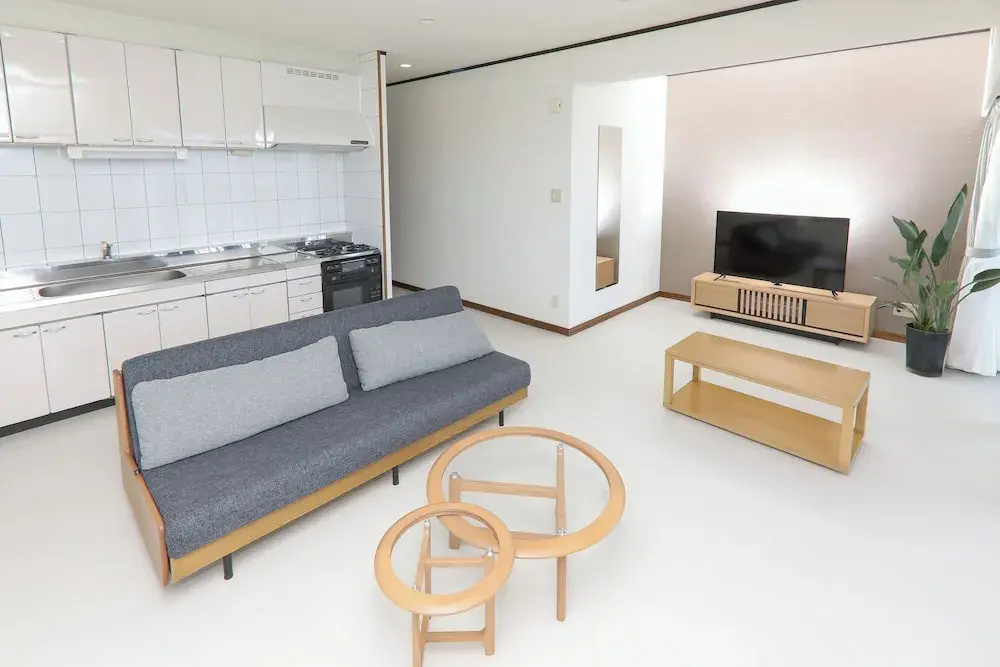 3 Bedrooms Apartment with balcony