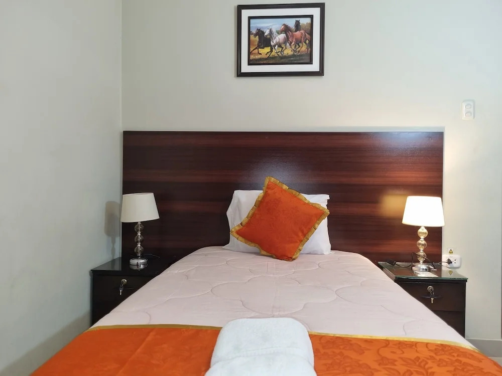 Hotel Los Nogales by null