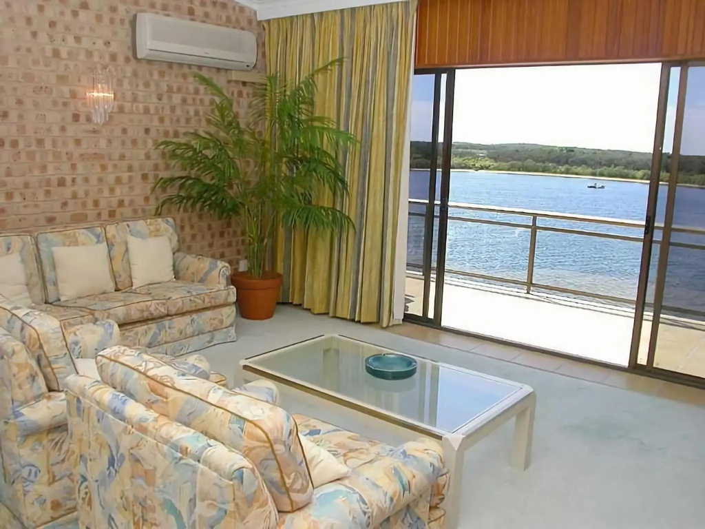 Aqua Linea 7 Noosa Parade 82