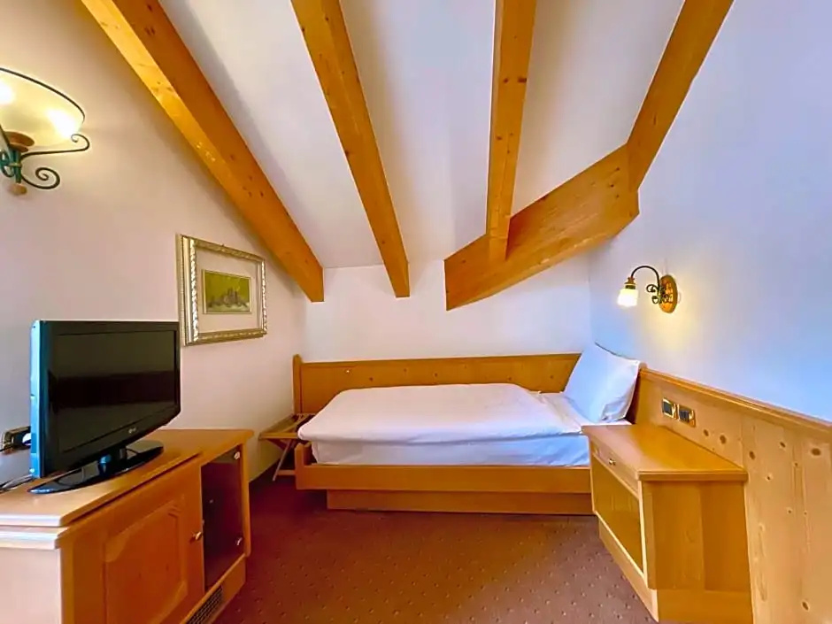Standard Single room with balcony