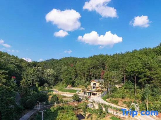 Shaoshan YinfengJu(Former Residence Scenic Area)