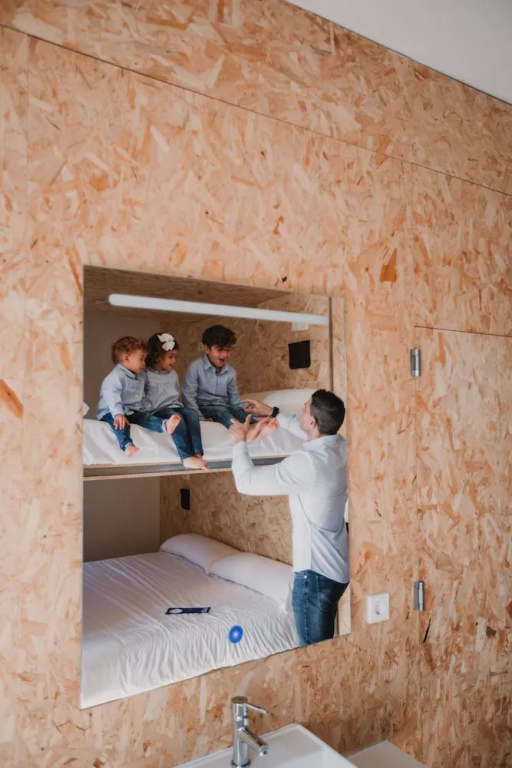 Comfort room