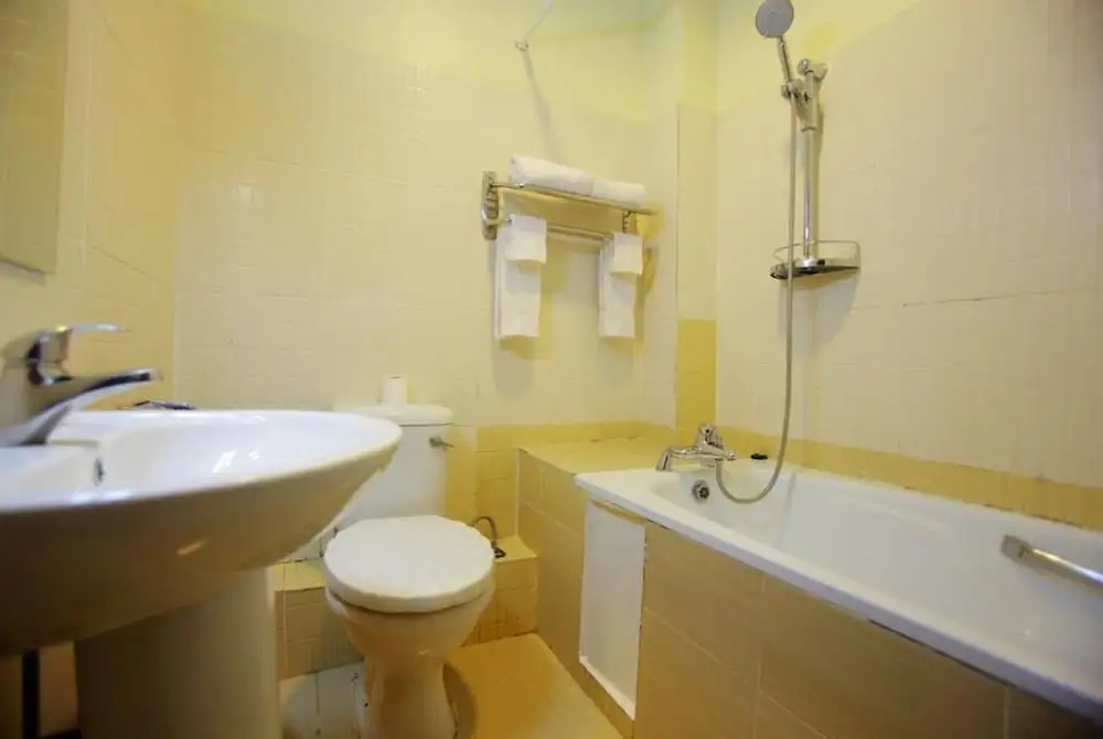 Double Cottage with balcony full double bed