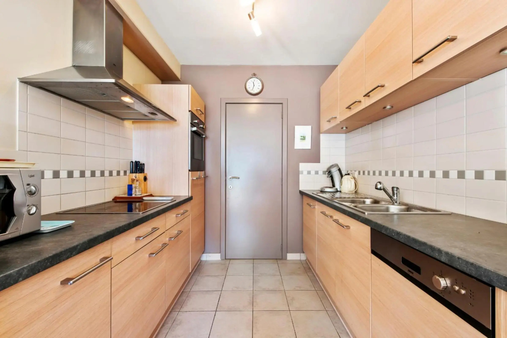 Bright apartment with 2 terraces in De Panne - фото 9