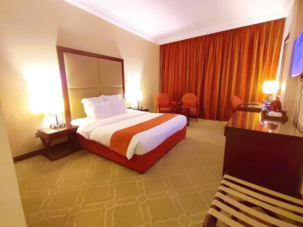 Grand Regal Hotel Hotel - Chambres