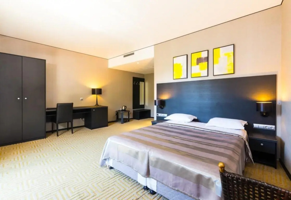 Двухместная студия с балконом двуспальная кровать в Афон