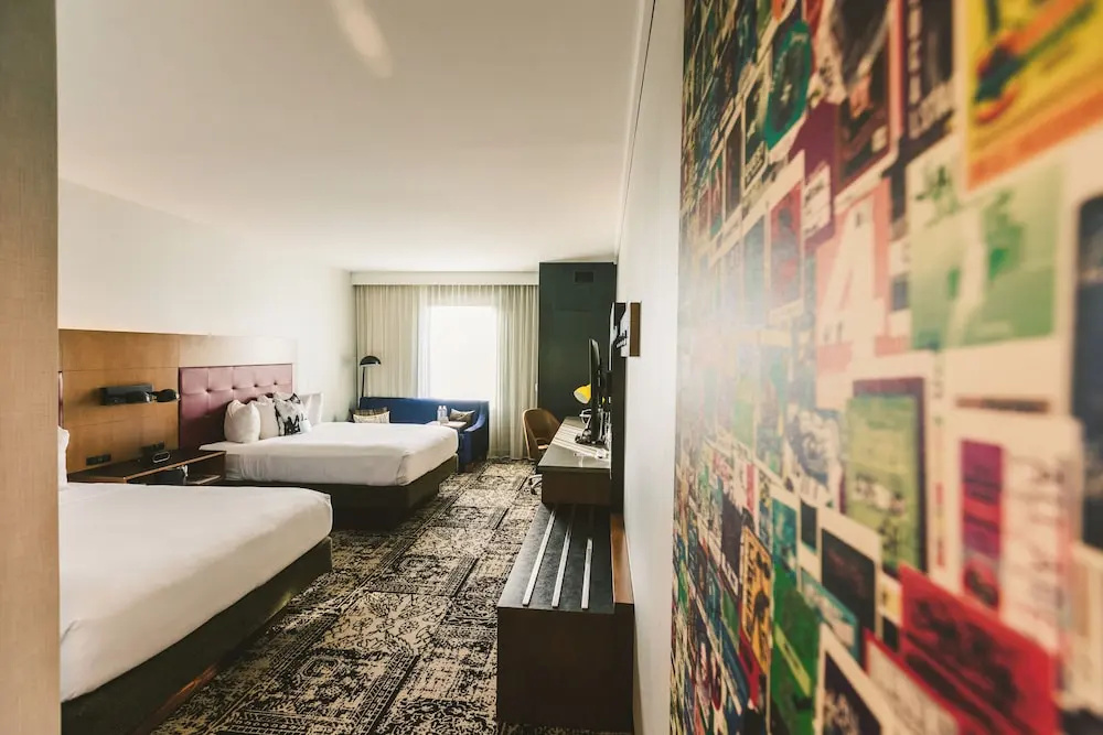 Deluxe Quadruple room