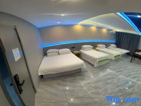 Bed in Dorm