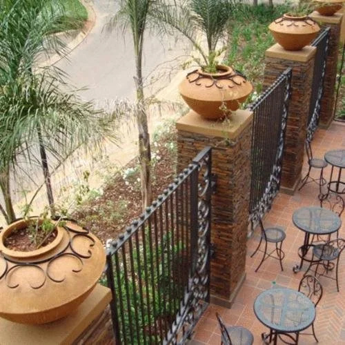 Balcony & Terrace