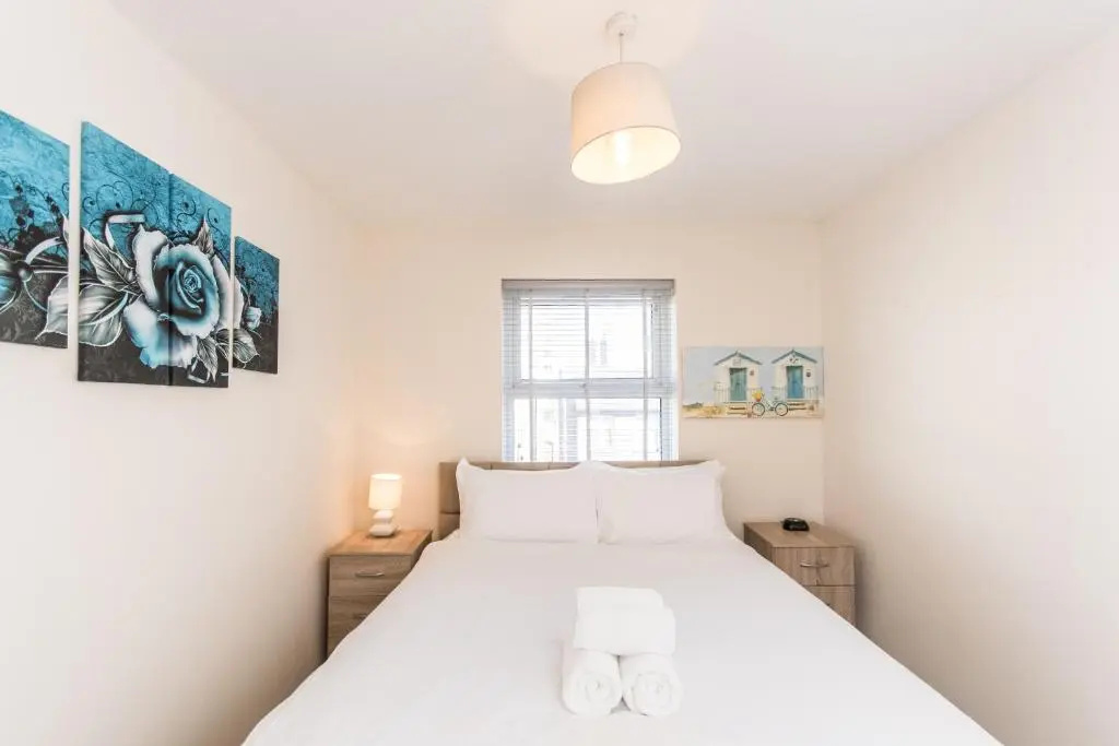 Town or Country - Jessie Terrace House