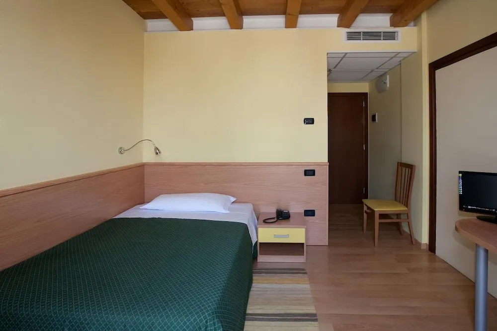 Hotel photo 33