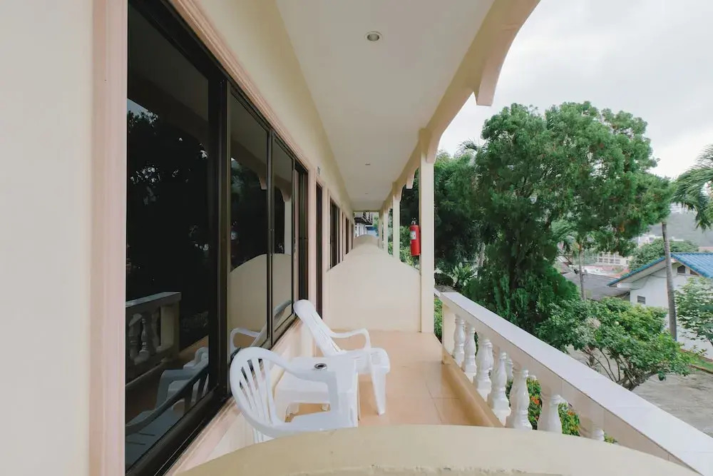 Семейный номер Standard с балконом в Kataonsea Bungalows