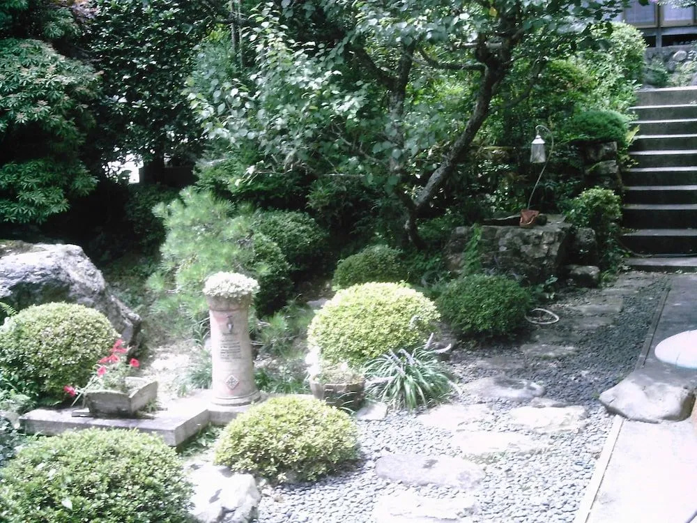 Minsyuku KOCHIHIRA