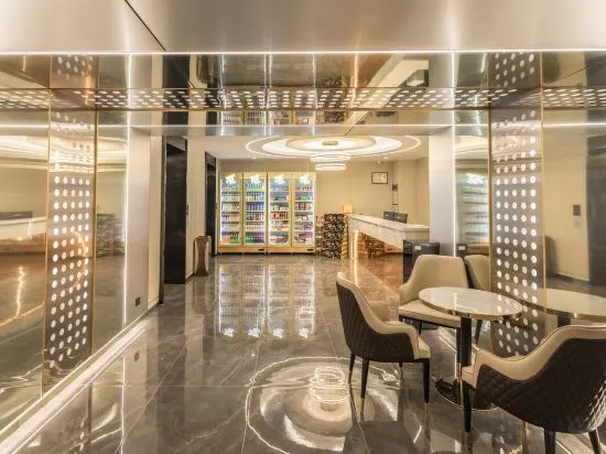 S · Esports Hotel (Taiyuan South Station Airport Branch) in Taiyuan